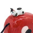 画像7: [ 張子 ] 人形屋笑陽／オリジナル チビべこ・眠り猫のせ（ブチ猫）７cm