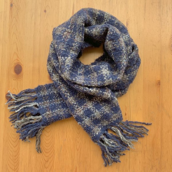 画像3: 手織りマフラー／チェック柄（紺 × グレー）