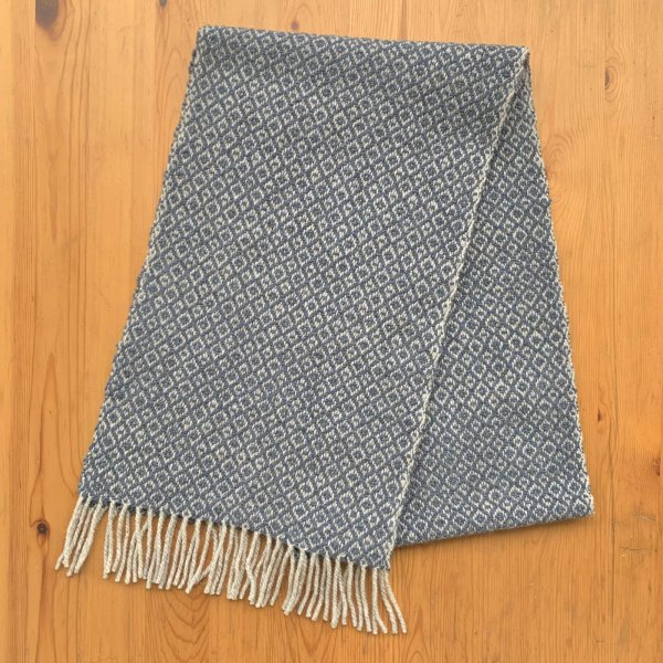 画像1: 手織りマフラー／菱織り（青 × ライトグレー）